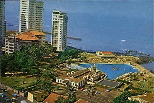 Piscina de doce de praia Mumbai, Índia Original Vintage Postcard
