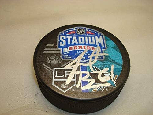 Justin Braun assinou San Jose Sharks Stadium Series Hockey Puck autografado 1a - Pucks NHL autografados