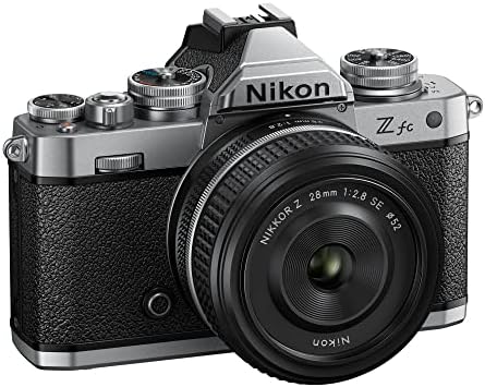 Nikon ZFC Mirrorless Camera com pacote de lentes de 28 mm com adaptador de montagem FTZ II