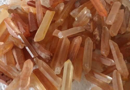 Pachamama Essentials Tangerine Quartz Point - Stone de cura - Cura de cristal 1 - 2 - 1pc.- Thin