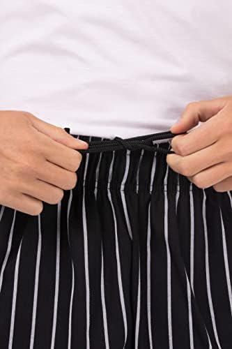 Chef trabalha com calças de chef de designer masculino
