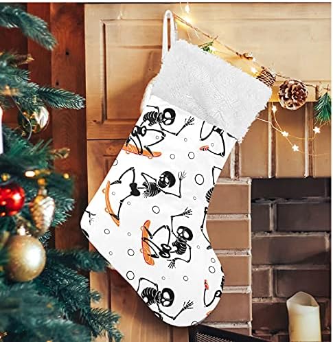 Meias de Natal de Alaza Halloween clássico clássico personalizado decorações de meia para férias em família Decoração de festa 1, 17,7 ''