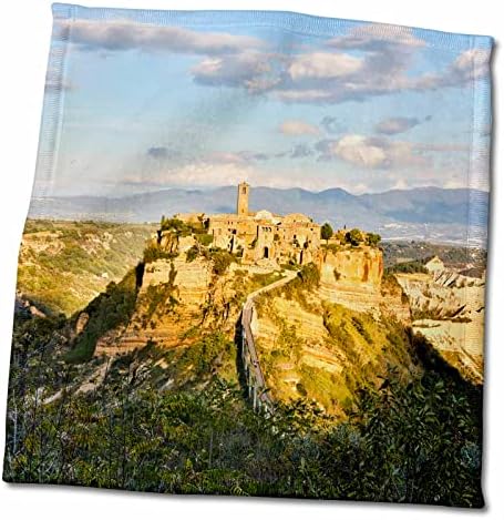 3drose Danita Delimont - Itália - Itália, Civita, uma vista da cidade - toalhas