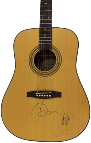 Zac Brown e Jason Aldean assinaram o Autograph Commation Twele Size Acoustic Guitar w/ James Spence JSA Carta de Autenticidade - Zac