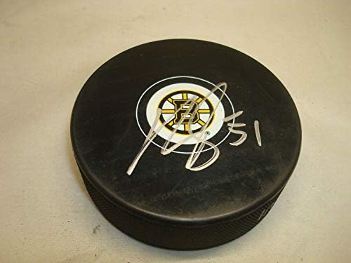 Ryan Spooner assinou Boston Bruins Hockey Puck autografado 1A - Pucks autografados da NHL