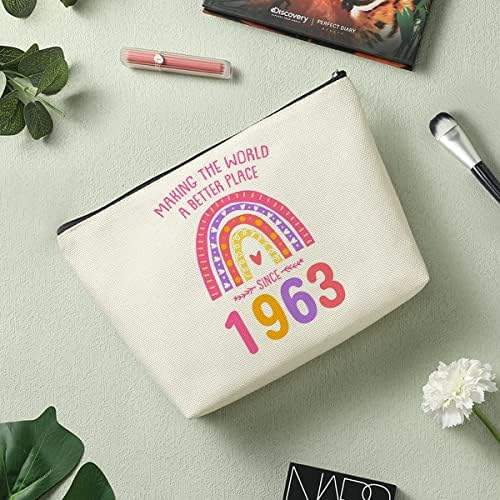 Tornando o mundo um lugar melhor desde 1963 Bag de maquiagem Boho Rainbow Cosmetic Bag de 60 anos para mulheres de 60 anos decorações de aniversário presentes para mulheres para mulheres de 60 anos, mulher avó, mãe, mãe