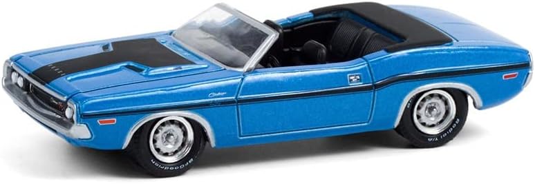 Greenlight 13290 -B Greenlight Muscle Series 24 - 1970 Dodge Challenger Convertible - B5 Blue 1/64 Scale