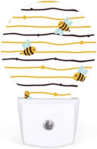 DXTKWL Cute Honey Bee Padrão redonda Night Lights 2 pacote, listras imprimir plug-in led Nightlights Dusk Auto para a lâmpada
