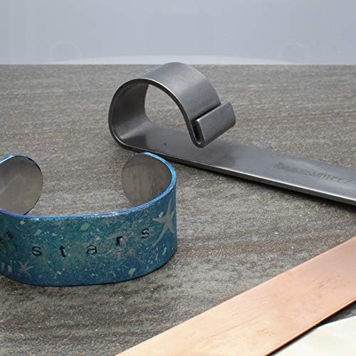 O termo ez ez e os elementos de metal - feitos de aço endurecido - 7 x 1 x 1,25 polegadas - ferramenta para fazer pulseiras de manguito - crie pulseiras perfeitamente curvas sem um martelo