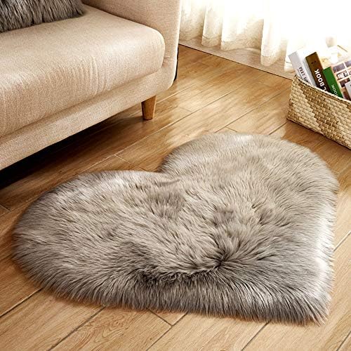Momfei Heart Faux Soft Sheepskin Fur Area Rugs para sofá em casa Mat para luto, 40 x 50 cm/ 16'x 20