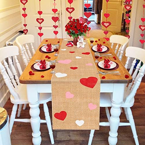 Corredor da mesa do dia dos namorados, corredor de tabela de coração de amor vermelho de rosa vermelho para a mesa do coração para