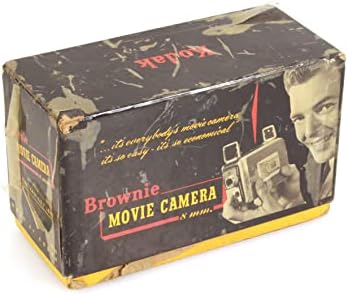 Câmera de filme vintage 8mm na caixa