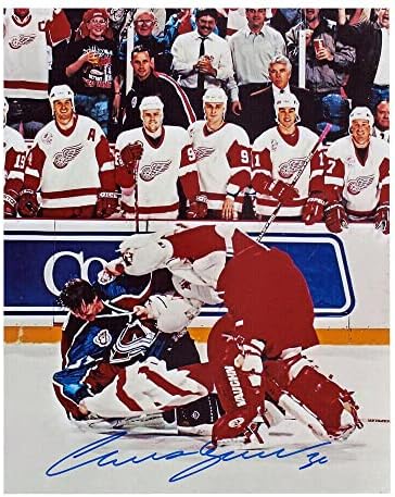 Chris Osgood assinou Detroit Red Wings 8x10 Foto - 70193 - fotos autografadas da NHL