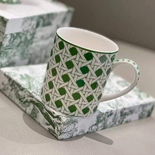 Copo de café Presente de vidro de champanhe 2 Canecas de padrão de geometria verde conjunto com caixa e bolsa de porcelana Coffee Copes