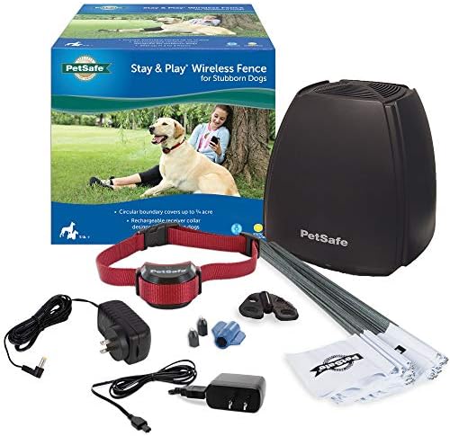 PetSafe Stay & Play Wireless Pet cerca para cães teimosos-sem arame para enterrar-cobre 3/4 de acres-para cães difíceis de treinar 5 libras. & UP - Portátil - da empresa controladora da marca invisível