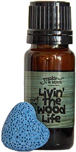 Livin 'The Wood Life - Patchouli Mistura de óleo essencial de cedro de baunilha com difusor de pedra de lava portátil |