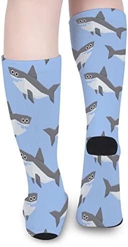 Tubarões fofos de cores impressas de cores combinando meias atléticas de joelhos altos para mulheres homens