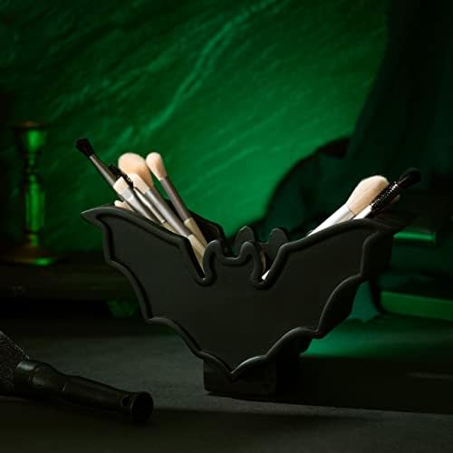 Suporte do pincel de maquiagem de morcego 7 L 5 H - escova e caneta para o bandeiro ou organizador de escritório Vanity Organizador de esgotos, maquiagem copo de copo de copo de recipiente - porta -escova em forma de morcego, decoração de gótico