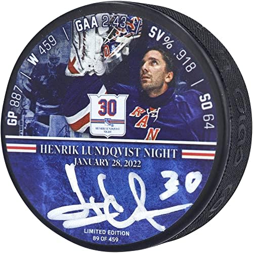 Henrik Lundqvist New York Rangers Autografado Night Night Black Hockey Puck - Edição limitada de 459 - Pucks autografados da NHL