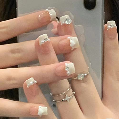 White Fake Nails French Tip Press em unhas curtas com design do dia dos namorados unhas falsas unhas de coração strass pérolas acrílicas acrílico unhas quadradas