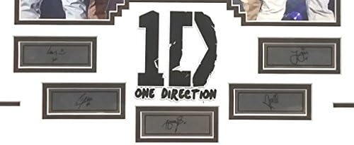 Fotografia emoldurada de One Direction com autógrafos de fac -símile de Niall Horan, Liam Payne, Harry Styles, Louis Tomlinson, Zayn