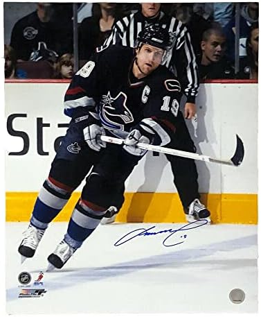 Markus Naslund assinou o Vancouver Canucks 16 x 20 foto - 79135 - fotos autografadas da NHL