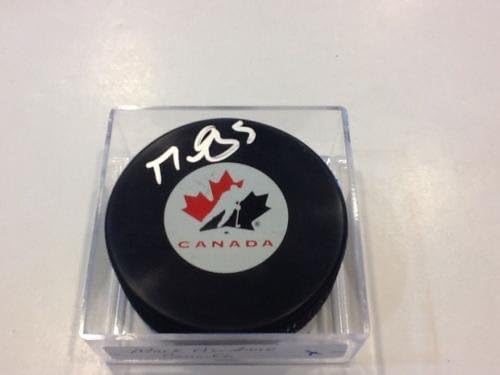 Mark Giordano assinou a equipe Canadá Hóquei Puck PSA DNA CoA Flames autografados A - Autografado NHL Pucks