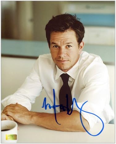 Mark Wahlberg autografou 8x10 Café Break Photo