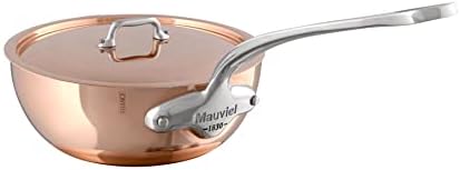Mauviel M'Heritage M150S de 1,5 mm de cobre polido e aço inoxidável espalhado pela panela curva com tampa e alça de aço inoxidável fundido, 2.1-QT, fabricado na França