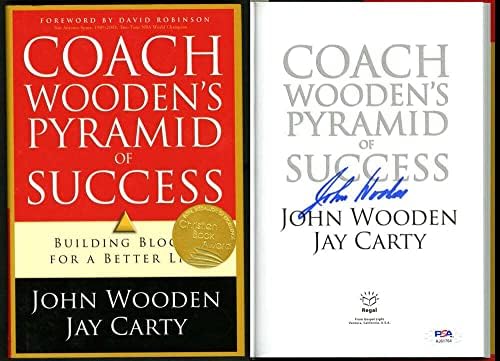 John Wooden Coach assinou pirâmide de sucesso HC 1ª ed ED PSA/DNA Autografou UCLA - itens diversos autografados da faculdade