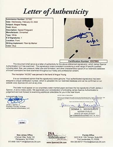 Angus Young assinou o autógrafo em tamanho grande Black Fender Guitar C With James Spence JSA Carta de Autenticidade - AC/DC