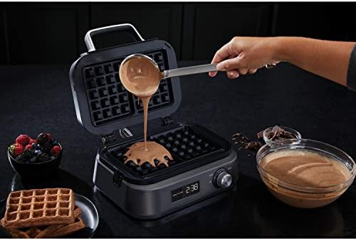 Calphalon Intellicrisp Belga Waffle Maker com timer de tela LED e pratos de cozinha cerâmica, produz 2 waffles, aço inoxidável