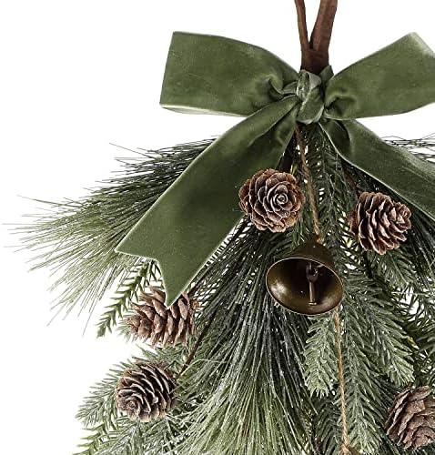 Lamplust Winter Swag for Decorating - 18 polegadas de comprimento, ganhos de porta de Natal com sinos de latão, pinhas em miniatura