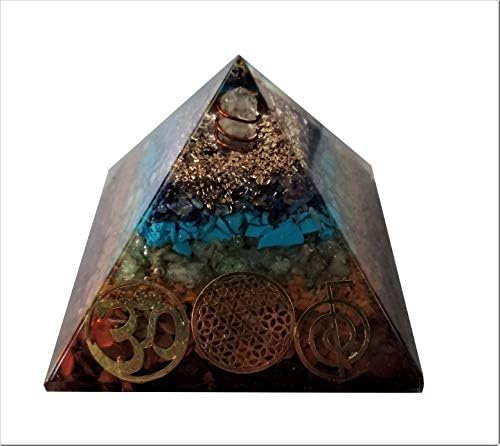 Purpledip sete pirâmide de chakra com símbolos de reiki: campo energético de ametista, lapis lazuli, aventurina verde, ágata de cor de camelo, jasper vermelho, cornelion vermelho e cobre